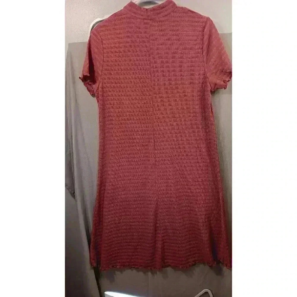 DEREK HEART PLUS Ladies 1X Turtleneck Ribbed Above The Knee Shift Dress Mauve - Picture 5 of 7